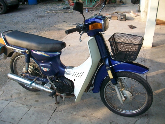 ขายรถเก่าน่าเก็บ  หรือ เอาไปจ่ายตลาด  ขับไปทำงานก็ใด้ครับ