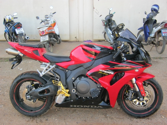 CBR 1000 RR YEAR 2006