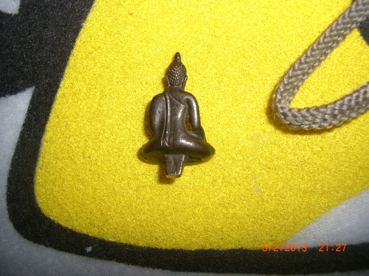 พระยอดธงเสาร์ 5 หลวงปู่เฮ็น วัดดอนทอง สระบุรี รุ่นแรกสร้างถวายวัดศิลางู เกาะสมุย ปี 2539 พระยอดธงเสาร์ 5 หลวงปู่เฮ็น วัดดอนทอง สระบุรี รุ่นแรกสร้างถวายวัดศิลางู เกาะสมุย ปี 2539