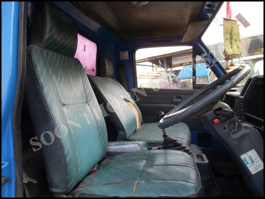 ขายด่วน รถบรรทุก 6 ล้อ ISUZU NPR 115 แรง รถห้างแท้ หัวคัซซี  สภาพเดิมๆ พร้อมใช้งาน ราคาสุดคุ้ม