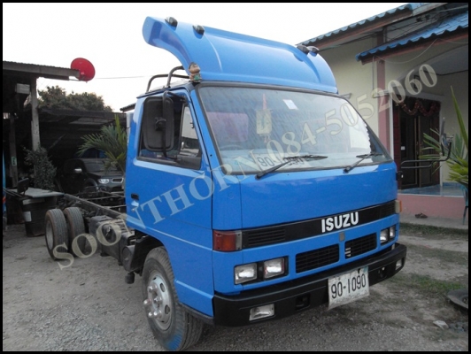 ขายด่วน รถบรรทุก 6 ล้อ ISUZU NPR 115 แรง รถห้างแท้ หัวคัซซี  สภาพเดิมๆ พร้อมใช้งาน ราคาสุดคุ้ม