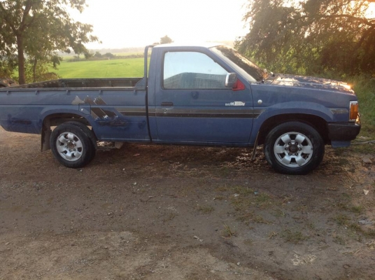 นิสสันบิ๊เอ็มหัวเดี่ยวปี92สภาพเดิมคัสซีสวยเครื่องดี นิสสันบิ๊เอ็มหัวเดี่ยวปี92สภาพเดิมคัสซีสวยเครื่องดี