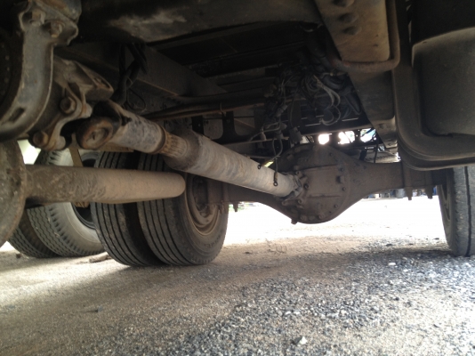 ขาย 6 ล้อ ISUZU ตู้แห้ง มีเครื่องทำความเย็น พร้อมลิฟท์ท้าย