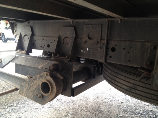 ขาย 6 ล้อ ISUZU ตู้แห้ง มีเครื่องทำความเย็น พร้อมลิฟท์ท้าย