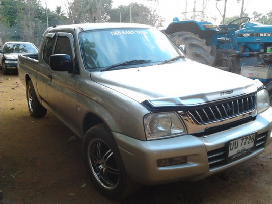 MITSUBISHI L200-STRADA MEGACAB GL 2.5 MT ปี 2003 รถบ้านสีบางเดิมทั้งคัน ช่วงล่างล้อแม็กอย่างสวย ภายในสวยครบพร้อม CD MP3 แอร์เย็น พวงมาลัยเพาเวอร์ กระบะปูพื้นยางลายเนอร์ ช่วงล่างแน่นดี ยางสภาพดี 4 เส้นพร้อมใช้งาน ทะเบียนภาษีครบเต็มพร้อมโอน ราคาต