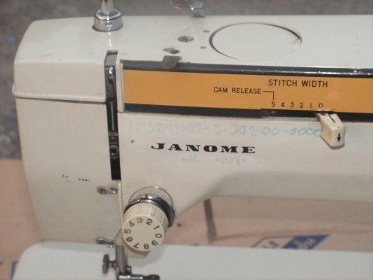 หัวจักร(พี่อุทิศอยู่เพชรบูรณ์รับไปดูเเลต่อเเล้วครับ) หัวจักร(พี่อุทิศอยู่เพชรบูรณ์รับไปดูเเลต่อเเล้วครับ)