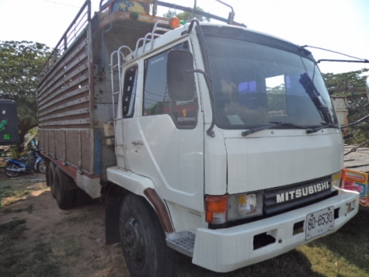 ขายรถมิตซู10ล้อ สภาพดีพร้อมใช้งานคับ