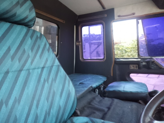 ขายรถมิตซู10ล้อ สภาพดีพร้อมใช้งานคับ