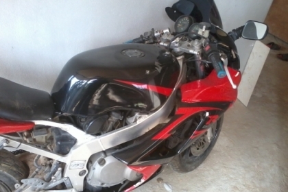 ขาย SUZUKI GSX K5-6 400 RR ทะเบียนแท้ โอนขงส่งได้เลย เครื่องแน่น วิ่ง 200+ ขาย SUZUKI GSX K5-6 400 RR ทะเบียนแท้ โอนขงส่งได้เลย เครื่องแน่น วิ่ง 200+