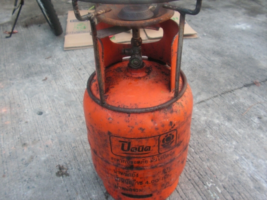 ถังแก็สปิคนิค(พี่อุทิศอยู่เพชรบูรณ์รับไปดูเเลต่อเเล้วครับ)