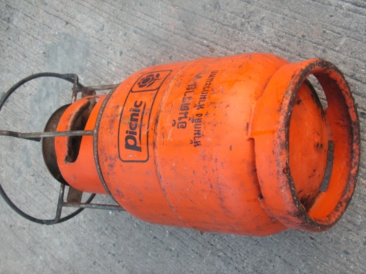 ถังแก็สปิคนิค(พี่อุทิศอยู่เพชรบูรณ์รับไปดูเเลต่อเเล้วครับ)