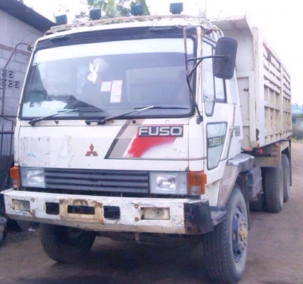 MITSUBISHI FUSO FN527 - 195 HP 6D16 TD 1576 สิบล้อดั๊มพ์ 2 เพลา กระบะดั๊มพ์เหล็ก 12 ตันของ KAC โคราชสภาพดีพร้อมบรรทุกได้เลย เครื่องแรงดีเดิมๆไม่มีเยิ้ม ภายในเก๋งคอนโซลสวยครบ แอร์เย็น พวงมาลัยเพาเวอร์ ระบบเบรคทริ๊ปฟี้ครบพร้อม ช่วงล่างแน่นดีคัชซีไม่มีบวม ยา