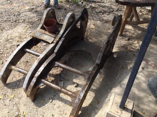 หัวคีบไม้-เหล็ก แมคโคของ รุ่น 200 ทุกรุ่นใช้งานได้เลย