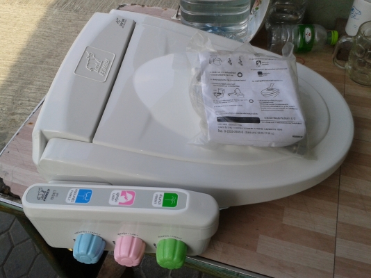 แฟมิลี่ บีแต้ฝารองชักโครก ระบบแรงดันน้ำ ของใหม่มีแต่ 2 อัน