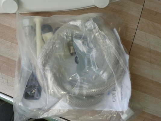 แฟมิลี่ บีแต้ฝารองชักโครก ระบบแรงดันน้ำ ของใหม่มีแต่ 2 อัน แฟมิลี่ บีแต้ฝารองชักโครก ระบบแรงดันน้ำ ของใหม่มีแต่ 2 อัน