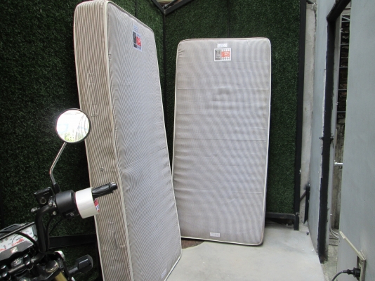 ที่นอนโรงแรมแถวสยามแสคร์   มี 20 ท่อน  พร้อมส่ง 18000บาท