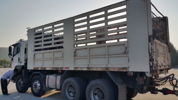 ขายรถพ่วง 24 ล้อ แม่.ลูก กระบะเหล็กคอกเกษตรดั้ม อู่.สามมิตรตัวใหม่ ISUZU 360 ปี.มิ.ย.52 รถสวยครับ ยางเต็ม ราคา.2550000 สนใจโทรเลย ขายรถพ่วง 24 ล้อ แม่.ลูก กระบะเหล็กคอกเกษตรดั้ม อู่.สามมิตรตัวใหม่ ISUZU 360 ปี.มิ.ย.52 รถสวยครับ ยางเต็ม ราคา.2550000 สนใจโทรเลย