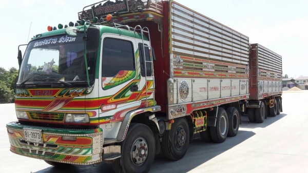 ขายรถพ่วง 24 ล้อ แม่.ลูก กระบะเนียมคอกเกษตรดั้ม ISUZU 320 ปี.49 รถสวย พร้อมใช้ จัดแนนซ์ได้.1900000 สนใจรีบจองด่วน