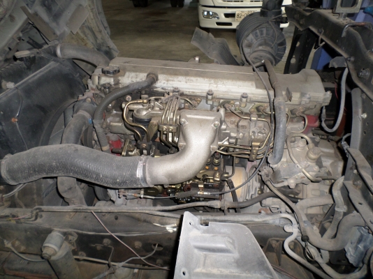 ขาย 6 ล้อ ฮีโน่ เมก้า เครน 5 ตัน  212 แรง  7.30 ม. รวมเครน ปี 2005  เครนทาดาโน่ 4 ปลอก 3 ชัก ขาเหลี่ยม รุ่นใหม่ ท้องวี สภาพสวยสุด ๆ เครื่องแน่น คัสซีสวย พร้อมใช้งาน     ชมรถก่อนได้ครับ สนใจติดต่อได้ที่  081-9425443  081-5715326