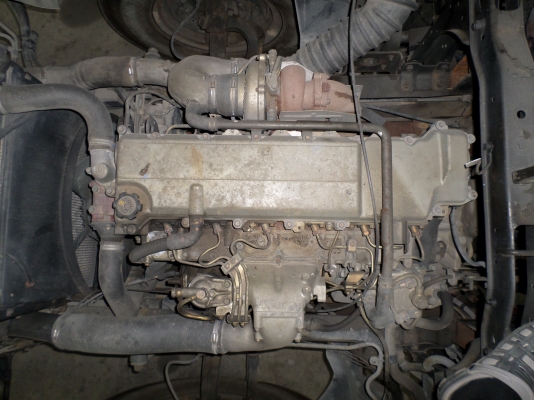 ขาย 6 ล้อ ฮีโน่ เมก้า เครน 5 ตัน  212 แรง  7.30 ม. รวมเครน ปี 2005  เครนทาดาโน่ 4 ปลอก 3 ชัก ขาเหลี่ยม รุ่นใหม่ ท้องวี สภาพสวยสุด ๆ เครื่องแน่น คัสซีสวย พร้อมใช้งาน     ชมรถก่อนได้ครับ สนใจติดต่อได้ที่  081-9425443  081-5715326