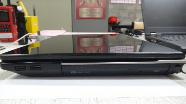 ACER  ASPIRE  V3-471G Core i5