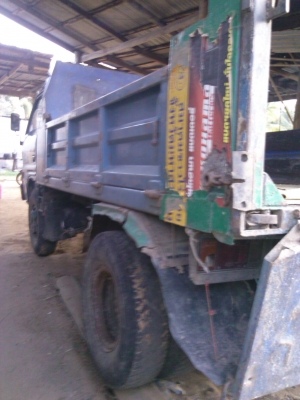 หกล้อ อีซูซุ KS115 ฝากดำ สภาพดีช่วงล่างใหญ่ท้าย F พร้อมใช้งาน เล่มทะเบียน ภาษีเต็ม พร้อมโอน ราคา285000บ ต่อรองได้