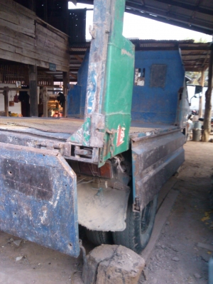 หกล้อ อีซูซุ KS115 ฝากดำ สภาพดีช่วงล่างใหญ่ท้าย F พร้อมใช้งาน เล่มทะเบียน ภาษีเต็ม พร้อมโอน ราคา285000บ ต่อรองได้