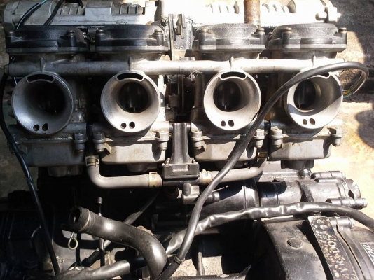 เครื่องFZ400 fazer เครื่องFZ400 fazer