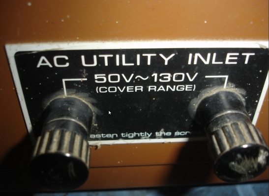 ขาย เครื่องป้องกันไฟตก Automatic Voltage Regulator 2000VA