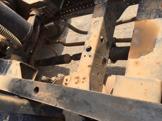 รถอีซูซุ 6 ล้อดั้ม NPR  150 แรงม้า. ปี 54  ( รถวิ่ง 19x,xxx กม. )      สนใจติดต่อ  081 - 6079515