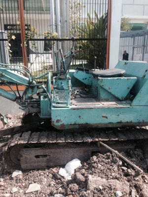 ขาย pc30 รุ่น6 เครื่องดี ปั้มดี มีลายหัวเจาะ ขาย135,000บาท