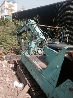 ขาย pc30 รุ่น6 เครื่องดี ปั้มดี มีลายหัวเจาะ ขาย135,000บาท