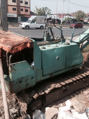 ขาย pc30 รุ่น6 เครื่องดี ปั้มดี มีลายหัวเจาะ ขาย135,000บาท