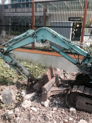 ขาย pc30 รุ่น6 เครื่องดี ปั้มดี มีลายหัวเจาะ ขาย135,000บาท