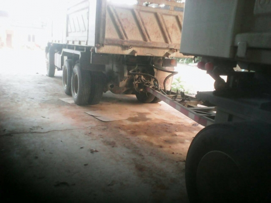 รถอีซูซุ 10 ล้อดั้ม FXZ 360 แรงม้า ปี 55. ( รถวิ่ง 8x,xxx กม. ) , ( ขายแม่ , ลูก. )    สนใจติดต่อ  081 - 6079515