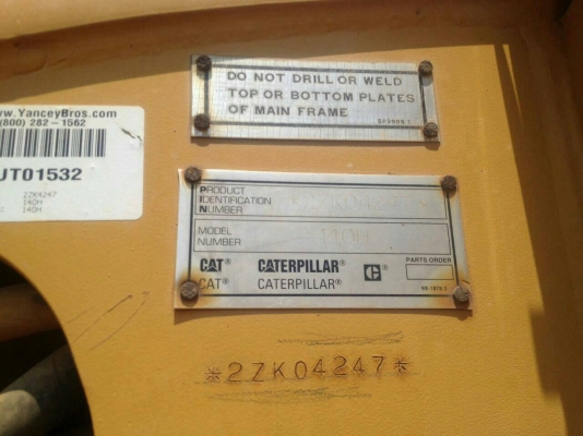 ขายรถเกรด CAT140 H สภาพสวยพร้อมใช้ ราคาต่อรองได้ ติดต่อ อ๊อฟ พิจิตร 086-737-9991 ขายรถเกรด CAT140 H สภาพสวยพร้อมใช้ ราคาต่อรองได้ ติดต่อ อ๊อฟ พิจิตร 086-737-9991