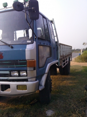 หกล้อใหญ่ อีชูซุ หัวร็อค 6-BB1-145แรง พ.พาเวอร์ ช่วงยาว5.20ม สภาพพร้อมใช้งาน เล่มทะเบียน แจ้ง ม79.แล้ว แจ้งเกิดได้ทัวไทย