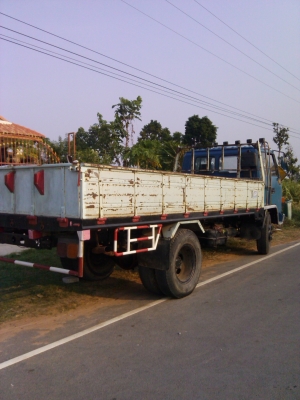 หกล้อใหญ่ อีชูซุ หัวร็อค 6-BB1-145แรง พ.พาเวอร์ ช่วงยาว5.20ม สภาพพร้อมใช้งาน เล่มทะเบียน แจ้ง ม79.แล้ว แจ้งเกิดได้ทัวไทย