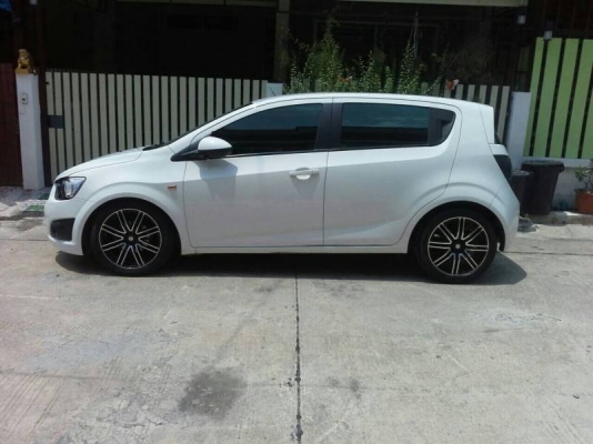 Chevrolet Sonic  5ประตู  ปี13   ออโต้  แม๊กสวยยางใหม่