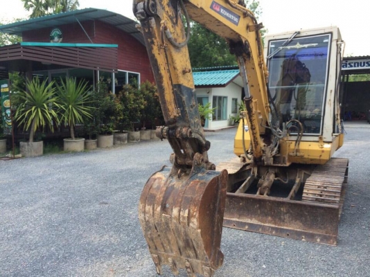 รถขุด PC40-6 เก๋งตู้ รถสภาพดี พร้อมใช้ช่วงล่างดีสวย เครื่องดี ปั้มแรง เอวแน่น