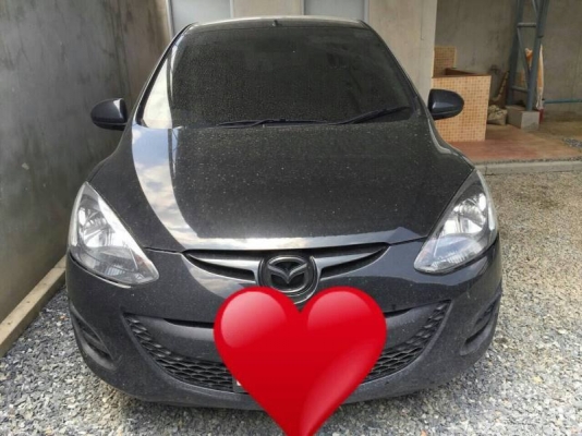 Mazda2  5ประตู  ปี13    ออโต้    ตัวรอง  แอร์แบค