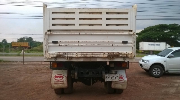 ขาย 6 ล้อดั้ม ISUZU FTR 240 ห้างแท้ปี 56 สภาพสวยพร้อมใช้งาน ดั้มสามมิตร เครื่องแน่น คัสซีสวย แอร์เย็นฉ่ำ ทะเบียนพร้อมโอน จัดแนนซ์ได้ยอดสูงครับ