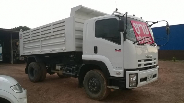 ขาย 6 ล้อดั้ม ISUZU FTR 240 ห้างแท้ปี 56 สภาพสวยพร้อมใช้งาน ดั้มสามมิตร เครื่องแน่น คัสซีสวย แอร์เย็นฉ่ำ ทะเบียนพร้อมโอน จัดแนนซ์ได้ยอดสูงครับ