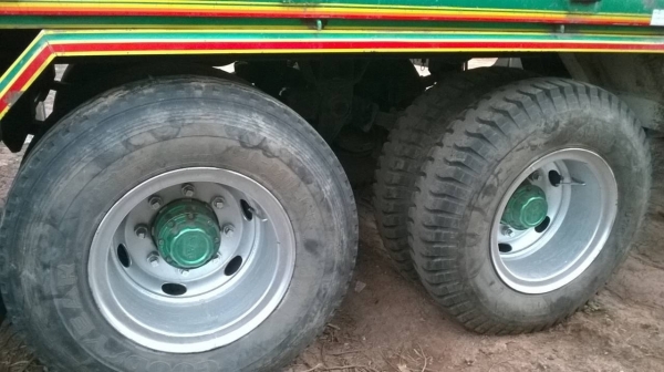 ขายรถพ่วง  แม่ลูก-ไม่ดั้ม HINO 344 แรงม้า เบรคแห้ง ออกห้างปี 54 สภาพสวยพร้อมใช้งาน คัสซีสวยตลอดเส้น เครื่องเดิม เกียร์เดิม ยางเรเดียลเต็ม ทะเบียนพร้อมโอนครับ ราคาคุยกันได้