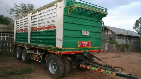 ขายรถพ่วง  แม่ลูก-ไม่ดั้ม HINO 344 แรงม้า เบรคแห้ง ออกห้างปี 54 สภาพสวยพร้อมใช้งาน คัสซีสวยตลอดเส้น เครื่องเดิม เกียร์เดิม ยางเรเดียลเต็ม ทะเบียนพร้อมโอนครับ ราคาคุยกันได้