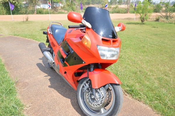 ขาย Honda CBR1000F ทะเบียนแท้ ภาษีไม่ขาดต่อ พร้อมโอนครับ