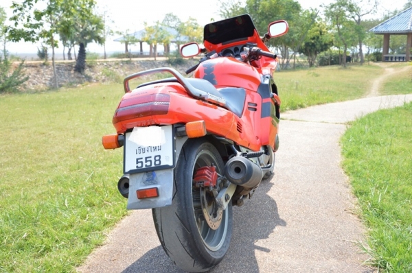 ขาย Honda CBR1000F ทะเบียนแท้ ภาษีไม่ขาดต่อ พร้อมโอนครับ