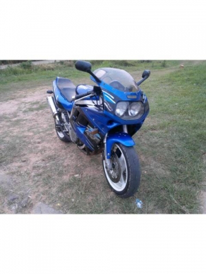 ขายครับ สองคันคู่ สลิง1100 ตัวออยย์ คันสีน้ำเงินมีทะเบียน สีส้มดำ ไม่มีเอกสาร ทั้งสองคัน ขาย 135,000 ครับ 087-2157848 ขายครับ สองคันคู่ สลิง1100 ตัวออยย์ คันสีน้ำเงินมีทะเบียน สีส้มดำ ไม่มีเอกสาร ทั้งสองคัน ขาย 135,000 ครับ 087-2157848