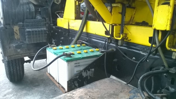 ขายรถโม่ปูน 3.5 คิว HINO FC2J จดประกอบปี 54 คัสซีสวยจัดตลอดเส้น เครื่อง JO8C 240 แรงม้า เกียร์ HO ใหญ่ เบรคทิฟฟี่ เพาวเวอร์ แอร์ครบ ทะเบียนพร้อมโอน จัดแนนซ์ได้ครับ