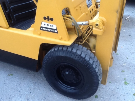 Komutsu 1.5ตันสภาพดีมากทำสีให้ใหม่ รถเก่าญี่ปุ่นครับไม่เคยใช้ในไทย